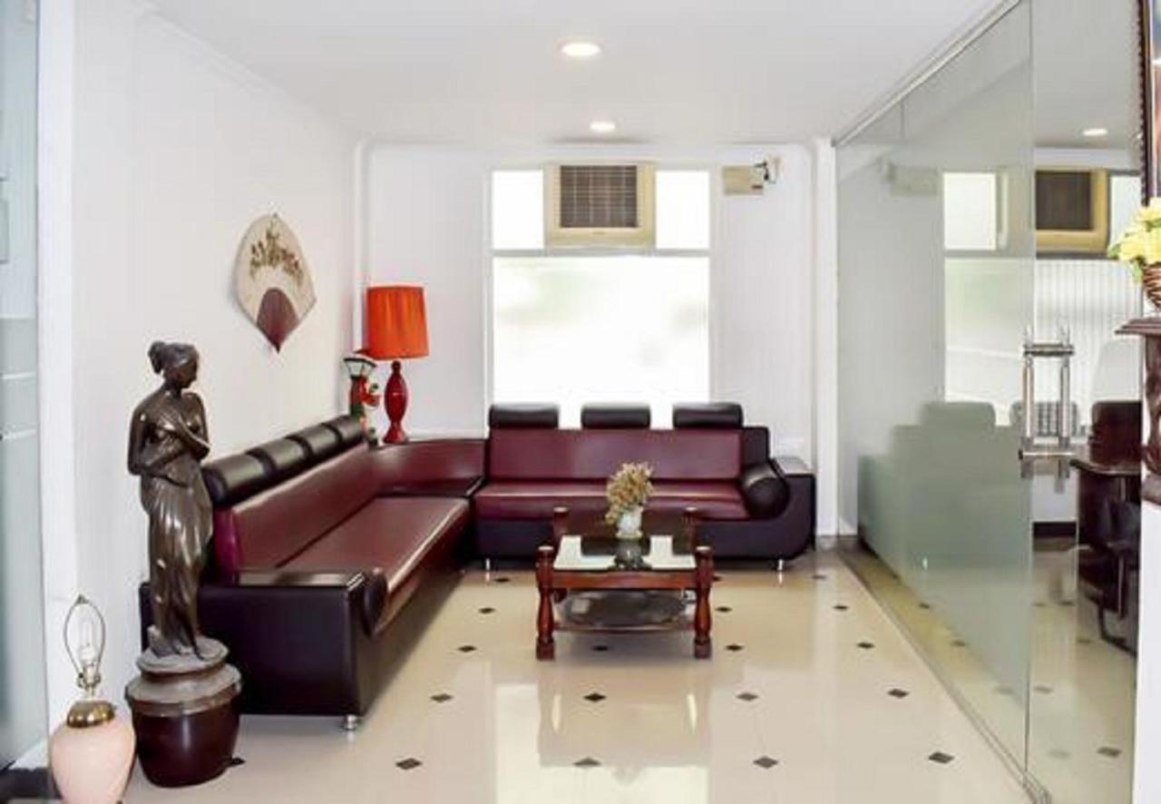 Hotel Phils' Residency&Banquets à Kochi Extérieur photo