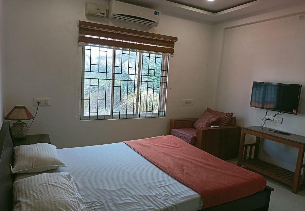 Hotel Phils' Residency&Banquets à Kochi Extérieur photo